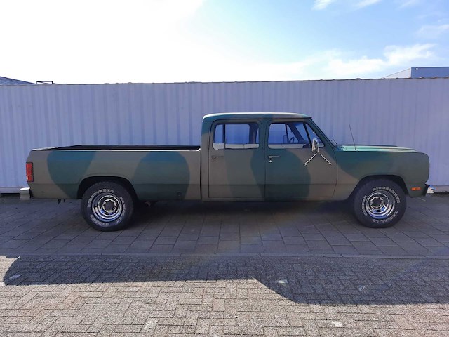 Dodge - d250 - crew cab - 6 personen - 8 voet laadbak - oldtimer - afbeelding 11 van  15