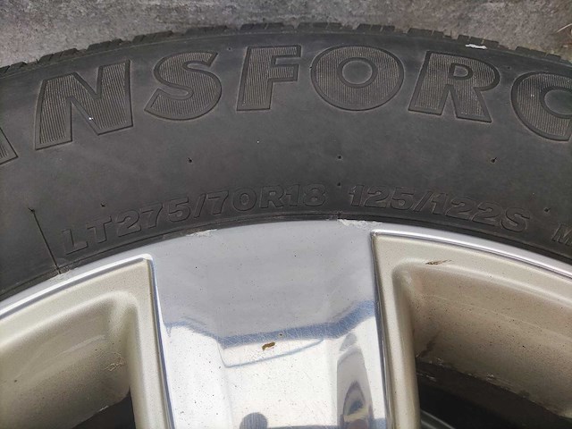 Dodge - laramie long horn edition - velg (4x) - afbeelding 6 van  7