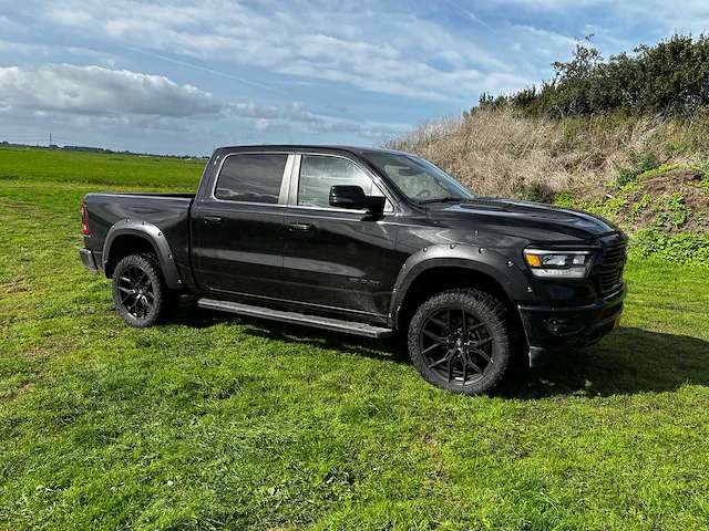 Dodge - ram 1500 - 5.7 v8 4x4 - van - afbeelding 17 van  33