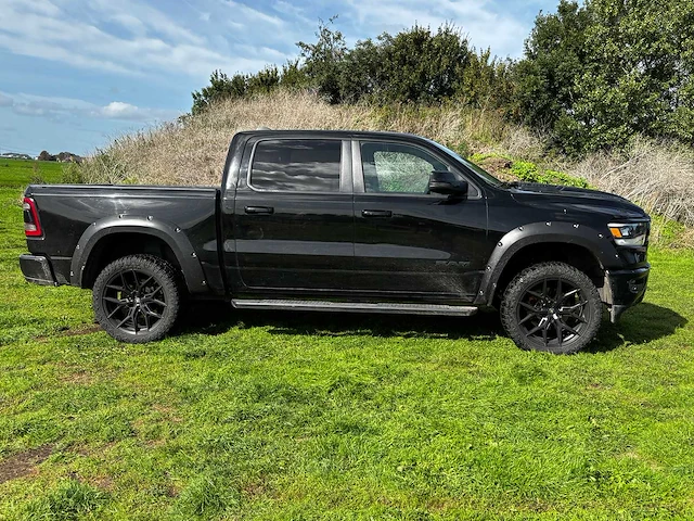 Dodge - ram 1500 - 5.7 v8 4x4 - van - afbeelding 18 van  33