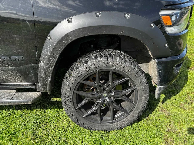 Dodge - ram 1500 - 5.7 v8 4x4 - van - afbeelding 22 van  33