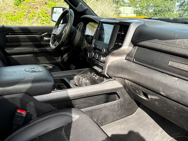 Dodge - ram 1500 - 5.7 v8 4x4 - van - afbeelding 26 van  33