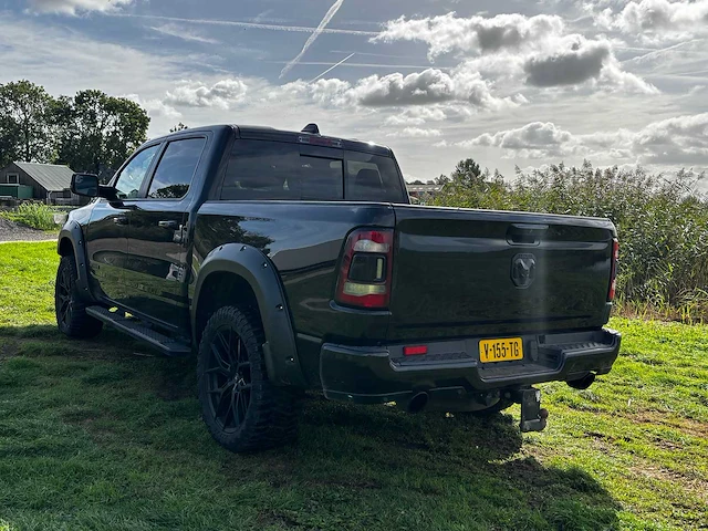Dodge - ram 1500 - 5.7 v8 4x4 - van - afbeelding 29 van  33