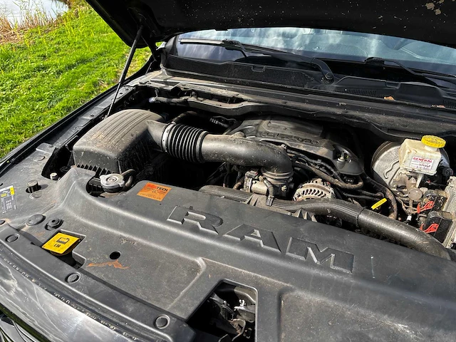 Dodge - ram 1500 - 5.7 v8 4x4 - van - afbeelding 6 van  19