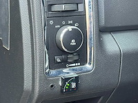 Dodge - ram 1500 - 5.7 v8 4x4 qc 6'4 - 9-vxz-01 - bedrijfswagen - afbeelding 2 van  33
