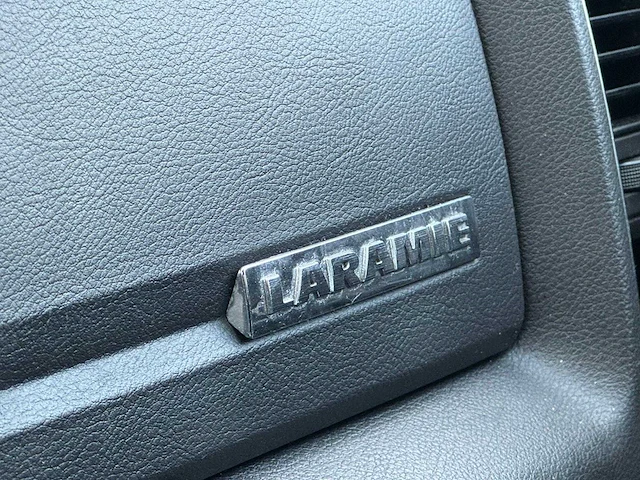 Dodge - ram 1500 - 5.7 v8 4x4 qc 6'4 - 9-vxz-01 - bedrijfswagen - afbeelding 3 van  33