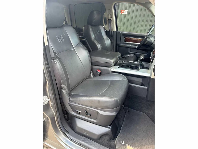 Dodge - ram 1500 - 5.7 v8 4x4 qc 6'4 - 9-vxz-01 - bedrijfswagen - afbeelding 13 van  33