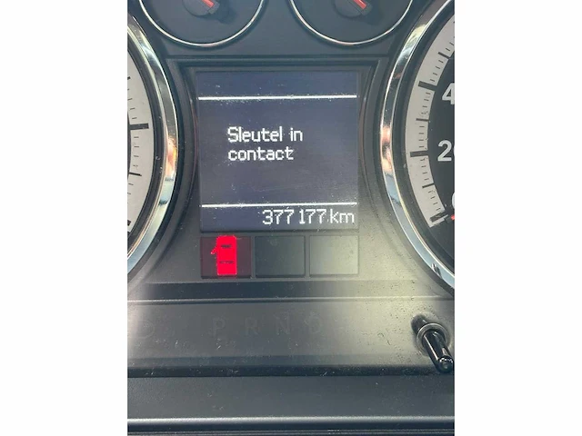 Dodge - ram 1500 - 5.7 v8 4x4 qc 6'4 - 9-vxz-01 - bedrijfswagen - afbeelding 24 van  33