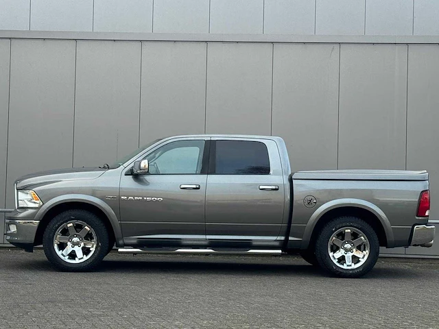 Dodge - ram 1500 - 5.7 v8 4x4 qc 6'4 - 9-vxz-01 - bedrijfswagen - afbeelding 29 van  33