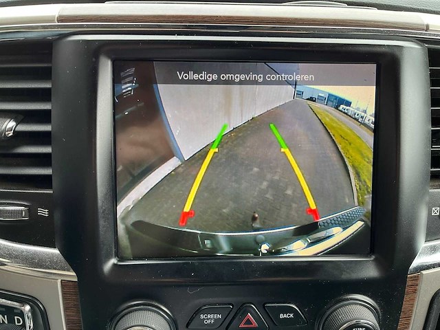 Dodge - ram 1500 - 5.7 v8 6'4 laramie - 2017 - personenauto - afbeelding 3 van  24