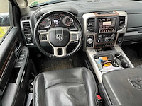 Dodge - ram 1500 - 5.7 v8 6'4 laramie - 2017 - personenauto - afbeelding 4 van  24