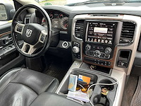 Dodge - ram 1500 - 5.7 v8 6'4 laramie - 2017 - personenauto - afbeelding 10 van  24