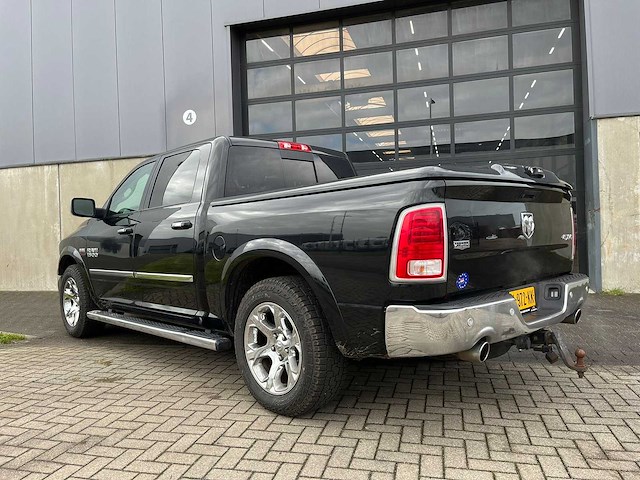 Dodge - ram 1500 - 5.7 v8 6'4 laramie - 2017 - personenauto - afbeelding 7 van  24
