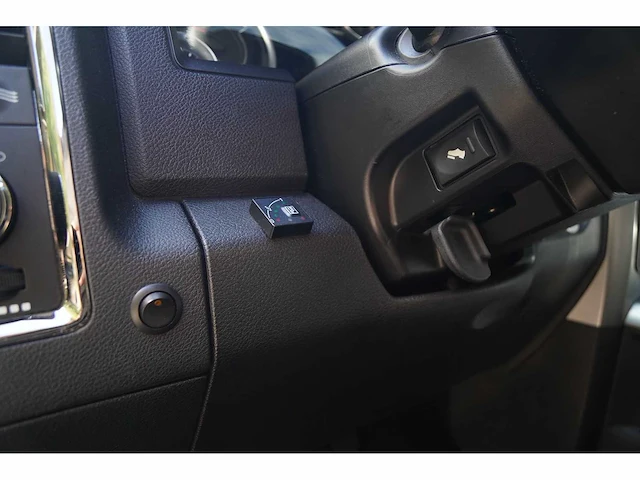 Dodge - ram 1500 - 5.7 v8 cc 5'7 - 2013 - vb-761-r - bedrijfswagen - afbeelding 21 van  36