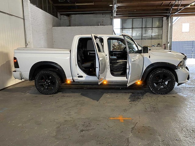 Dodge - ram 1500 - 5.7 v8 qc 6'4 - bedrijfswagen - afbeelding 3 van  16