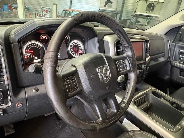 Dodge - ram 1500 - 5.7 v8 qc 6'4 - bedrijfswagen - afbeelding 9 van  30