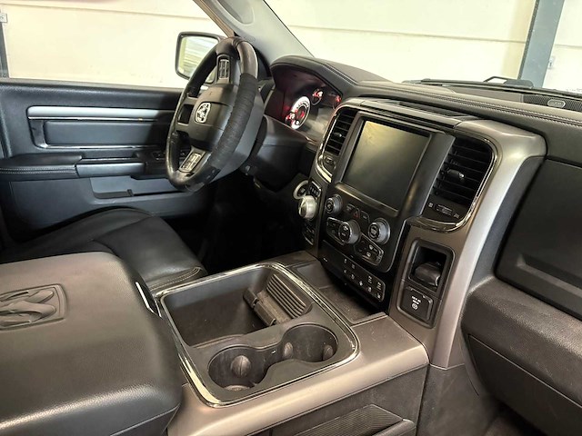 Dodge - ram 1500 - 5.7 v8 qc 6'4 - bedrijfswagen - afbeelding 25 van  30
