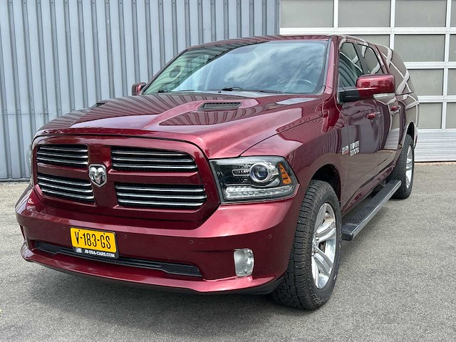 Dodge - ram 1500 - 5.7 v8 qc 6'4 - car - 2017 - afbeelding 1 van  3