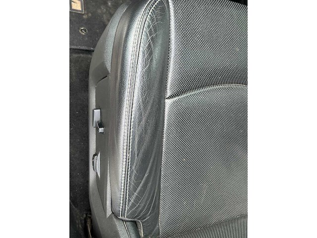 Dodge - ram 1500 - 5.7 v8 qc 6'4 - car - 2017 - afbeelding 34 van  39