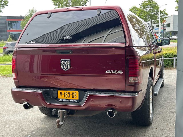 Dodge - ram 1500 - 5.7 v8 qc 6'4 - car - 2017 - afbeelding 2 van  3