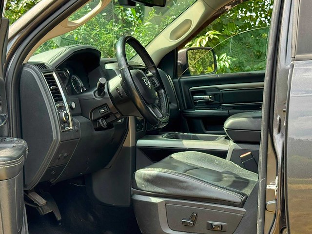 Dodge - ram 1500 sport - 2016 - vnj-66-p - bedrijfswagen - afbeelding 2 van  23