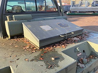 Dodge 2500 ram vliegtuigsleper - afbeelding 14 van  14