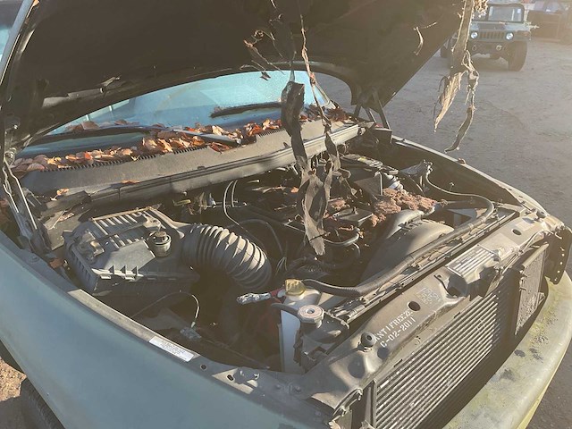 Dodge 2500 ram vliegtuigsleper - afbeelding 13 van  14