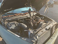 Dodge 2500 ram vliegtuigsleper - afbeelding 13 van  14