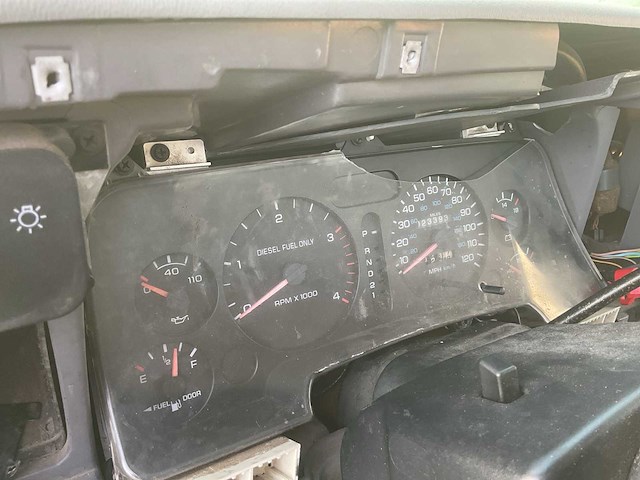 Dodge 2500 ram vliegtuigsleper - afbeelding 4 van  14