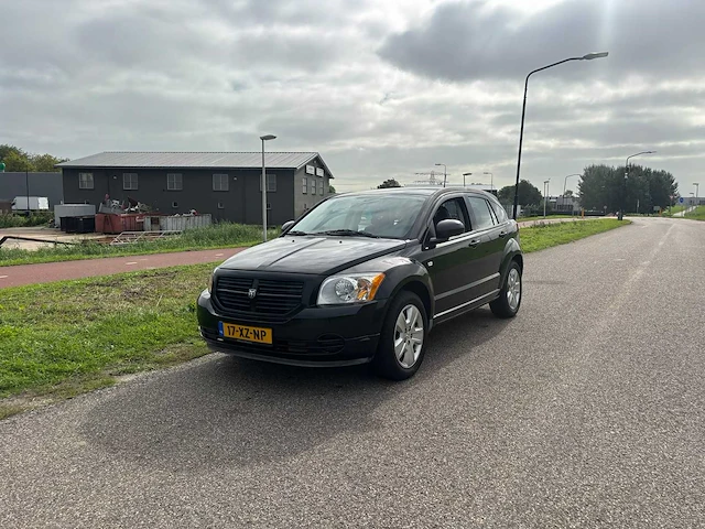 Dodge caliber 1.8 se | 17-xz-np i - afbeelding 1 van  14