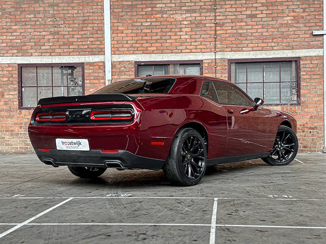 Dodge challenger 3.6 v6 305pk 2018 - afbeelding 2 van  39