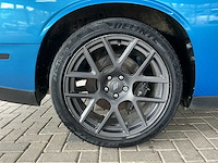 Dodge challenger gt | 3.6 v6 | 305 pk | 2019 | b5 blue pearlcoat | parksense | parkview achteruitrijcamera | btw auto - afbeelding 6 van  29