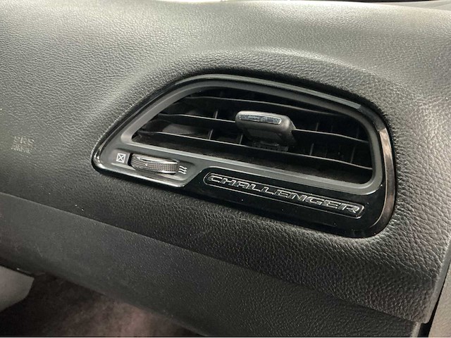 Dodge challenger gt | 3.6 v6 | 305 pk | 2019 | b5 blue pearlcoat | parksense | parkview achteruitrijcamera | btw auto - afbeelding 17 van  29