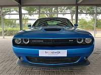 Dodge challenger gt | 3.6 v6 | 305 pk | 2019 | b5 blue pearlcoat | parksense | parkview achteruitrijcamera | btw auto - afbeelding 11 van  29