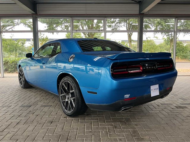Dodge challenger gt | 3.6 v6 | 305 pk | 2019 | b5 blue pearlcoat | parksense | parkview achteruitrijcamera | btw auto - afbeelding 28 van  29