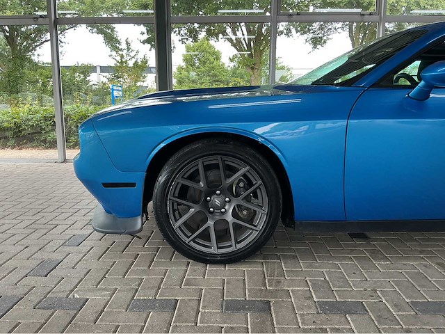 Dodge challenger gt | 3.6 v6 | 305 pk | 2019 | b5 blue pearlcoat | parksense | parkview achteruitrijcamera | btw auto - afbeelding 6 van  32