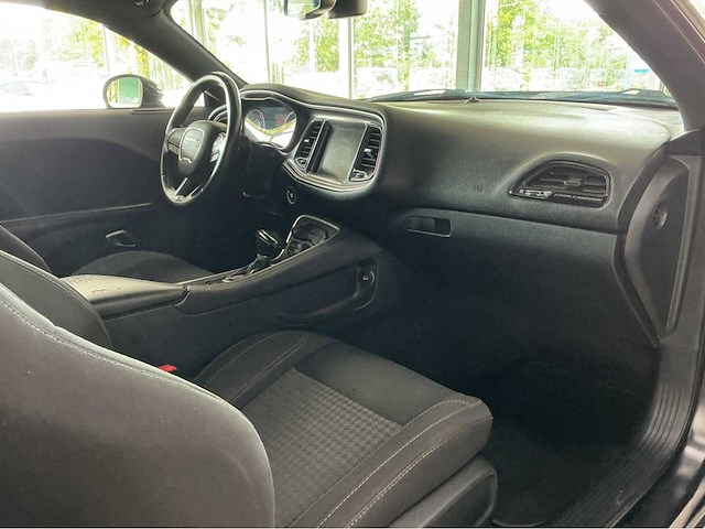 Dodge challenger sxt | 3.6 v6 | 305 pk | 2015 | 8-traps automaat | automatische klimaatregeling | cruise control | btw auto - afbeelding 9 van  26