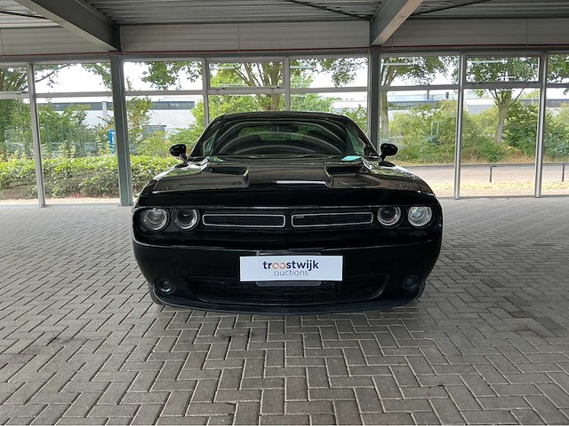 Dodge challenger sxt | 3.6 v6 | 305 pk | 2015 | 8-traps automaat | automatische klimaatregeling | cruise control | btw auto - afbeelding 12 van  26