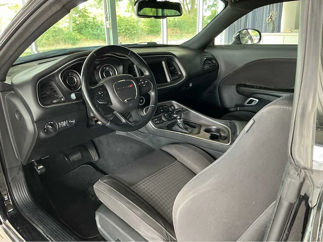 Dodge challenger sxt | 3.6 v6 | 305 pk | 2015 | 8-traps automaat | automatische klimaatregeling | cruise control | btw auto - afbeelding 8 van  26