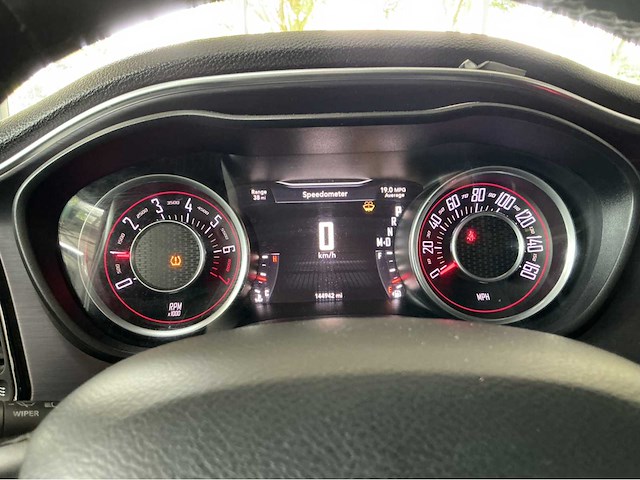 Dodge challenger sxt | 3.6 v6 | 305 pk | 2015 | 8-traps automaat | automatische klimaatregeling | cruise control | btw auto - afbeelding 7 van  25