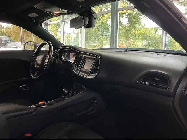 Dodge challenger sxt 3.6 v6 | 305 pk | automaat | pure amerikaanse power - afbeelding 10 van  24