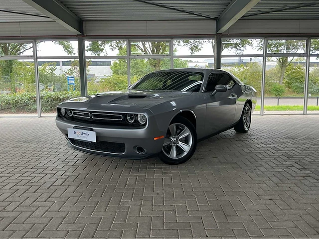 Dodge challenger sxt 3.6 v6 | 305 pk | automaat | pure amerikaanse power - afbeelding 1 van  24