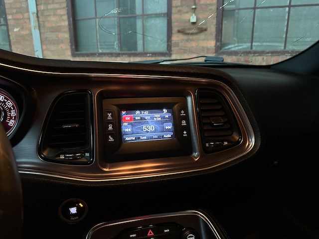 Dodge challenger sxt 3.6 v6 305pk 2016 - afbeelding 16 van  34
