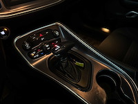 Dodge challenger sxt 3.6 v6 305pk 2016 - afbeelding 15 van  34