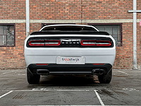 Dodge challenger sxt 3.6 v6 305pk 2016 - afbeelding 18 van  18