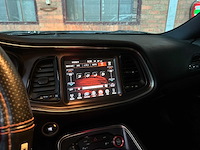 Dodge challenger sxt 3.6 v6 305pk 2016 - afbeelding 7 van  17