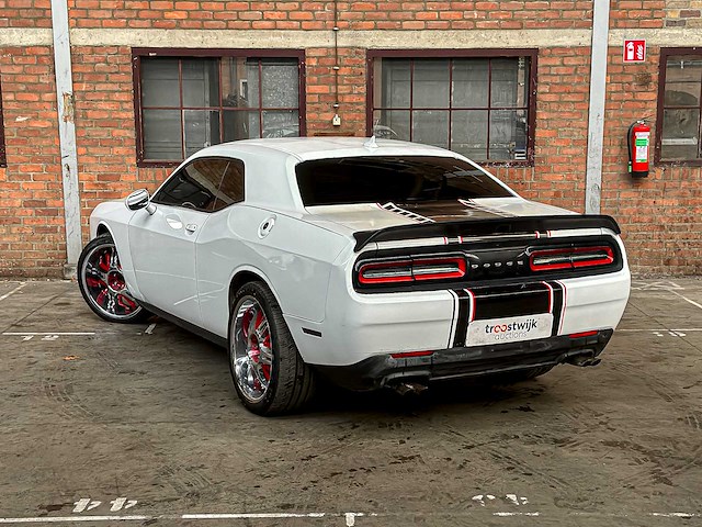 Dodge challenger sxt 3.6 v6 305pk 2016 - afbeelding 13 van  35