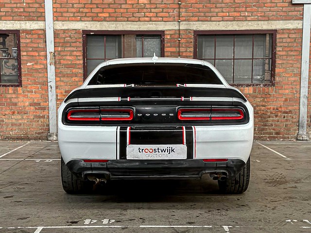 Dodge challenger sxt 3.6 v6 305pk 2016 - afbeelding 4 van  28