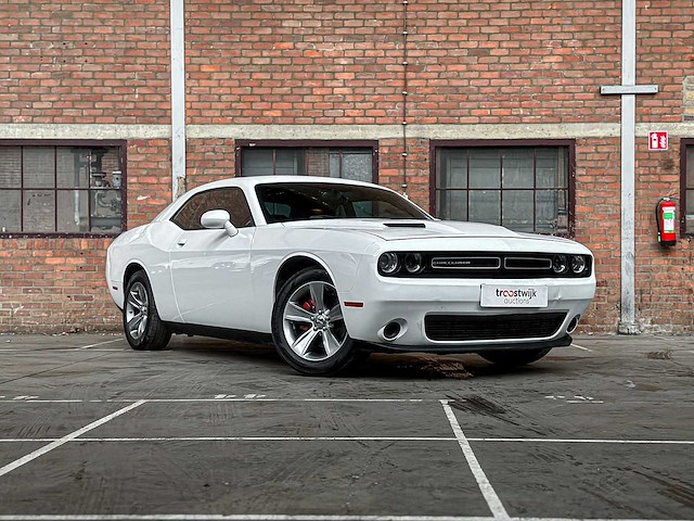 Dodge challenger sxt 3.6 v6 305pk 2016 - afbeelding 22 van  29