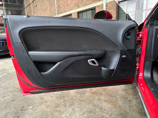 Dodge challenger sxt 3.6 v6 305pk 2017 - afbeelding 22 van  38